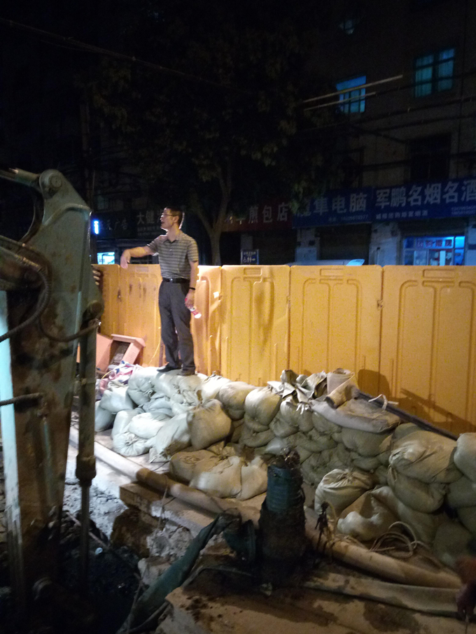夙夜為公，一路暢通安徽交航總經(jīng)理方申柱帶領(lǐng)項(xiàng)目班子攻克項(xiàng)目難點(diǎn)紀(jì)實(shí)